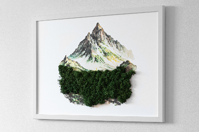 Moosbild Die Spitze des Berges über dem Wald