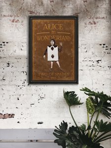 Poster an der Wand Alice im Wunderland Pik Zwei