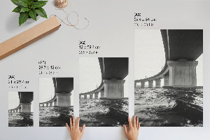 Poster auf Leinwand mit Motiv einer Brücke über dem Wasser