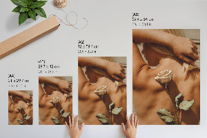 Poster auf Leinwand mit dem Motiv „Rosenvertrautheit“