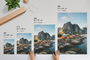 Wandposter mit Motiv einer Bergsiedlung