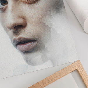 Poster-Kunstdruck mit einem subtilen Gesichtsmotiv