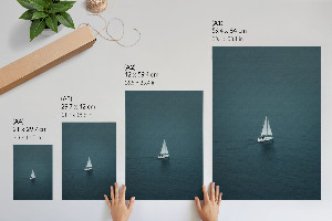 Wand poster Ein Segelboot auf dem Wasser