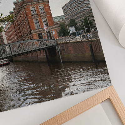 Wand poster Die Stadt und der Fluss