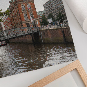 Wand poster Die Stadt und der Fluss