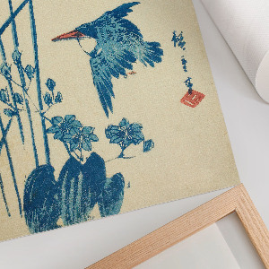 Kunstdruck auf Leinwand mit Eisvogel und Pflanzenmotiv