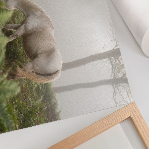Plakat „Ein Pferd im Wald“