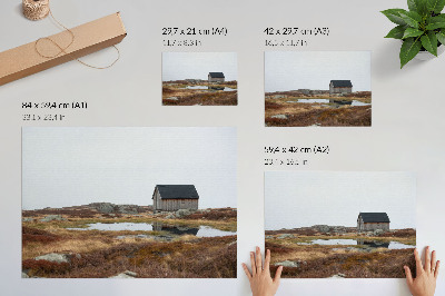 Poster mit Motiv eines Hauses in landschaftlicher Einsamkeit