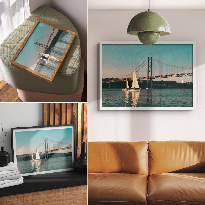 Poster mit einer Brücke und Segelbooten