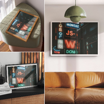 Wandposter mit Neonlichtern in der Stadt